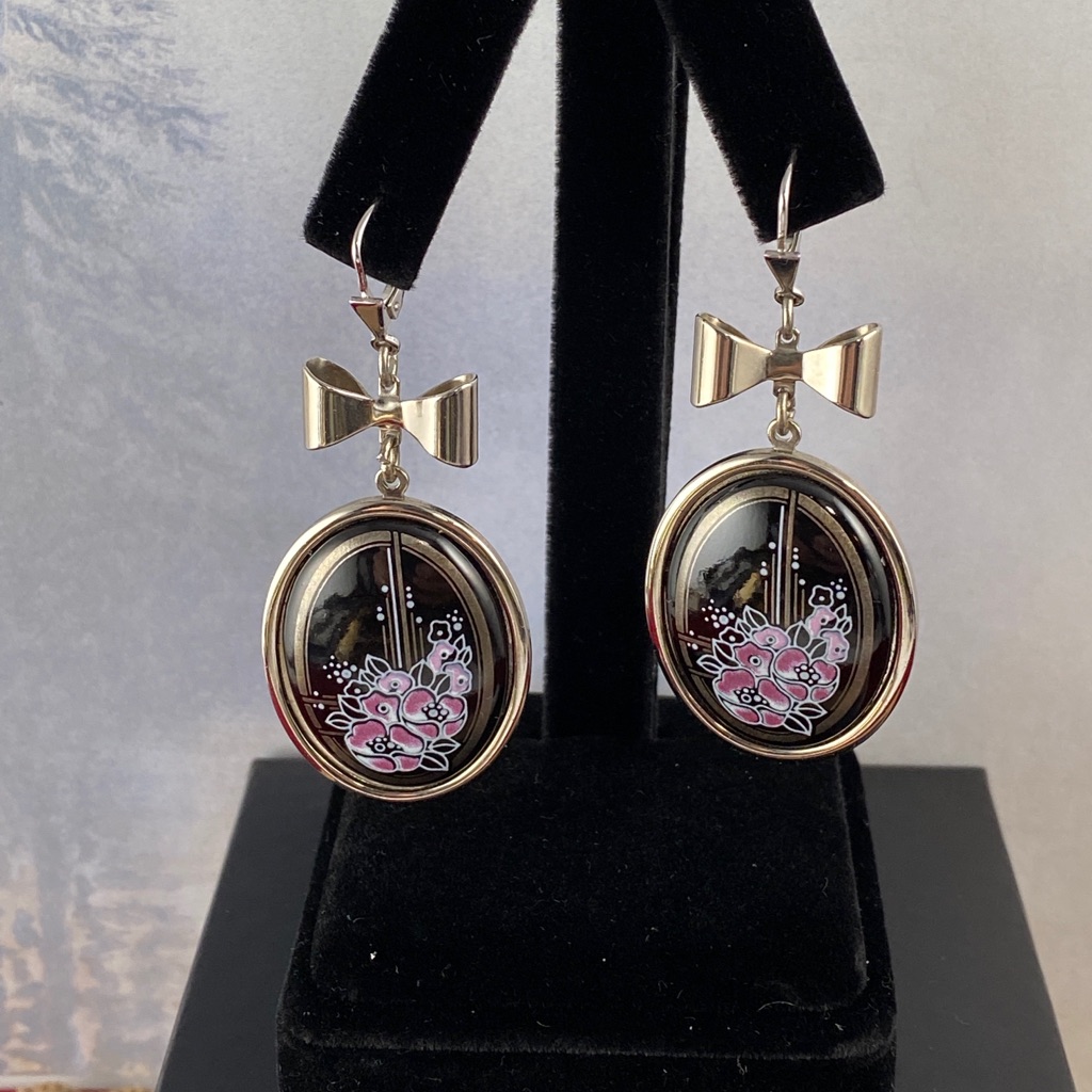 Stunning Vintage Michaela Frey Leverback Earrings